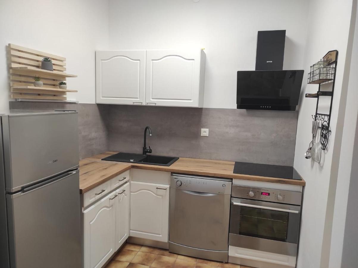 Apartment Ivano Vodice Eksteriør billede